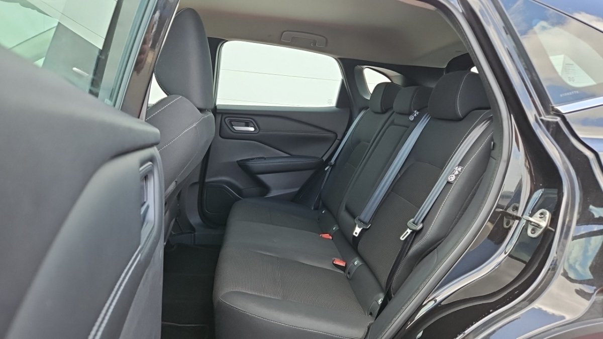 Nissan Qashqai - Photo 11