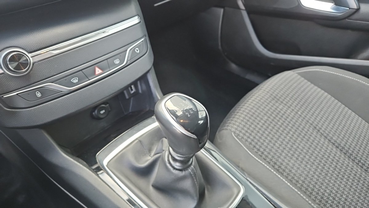 Peugeot 308 SW - Photo 26