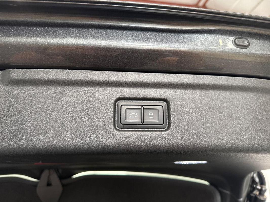 Audi e-tron - Photo 33