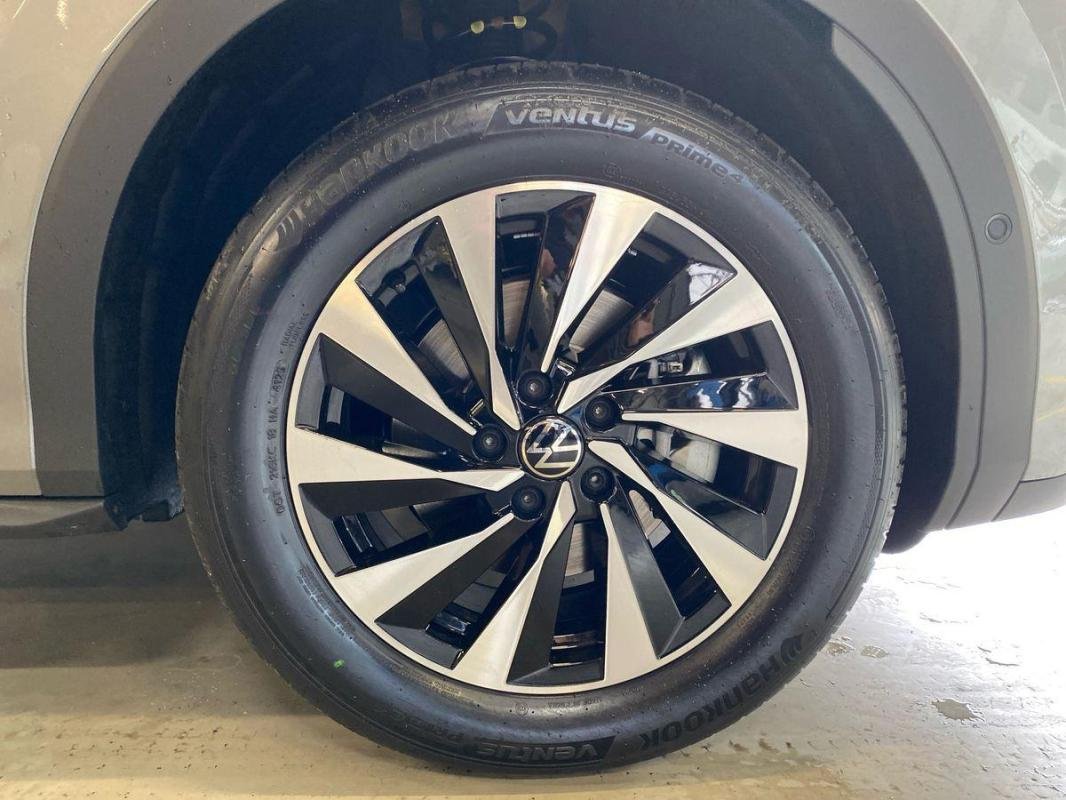 Volkswagen T-Roc - Photo 11