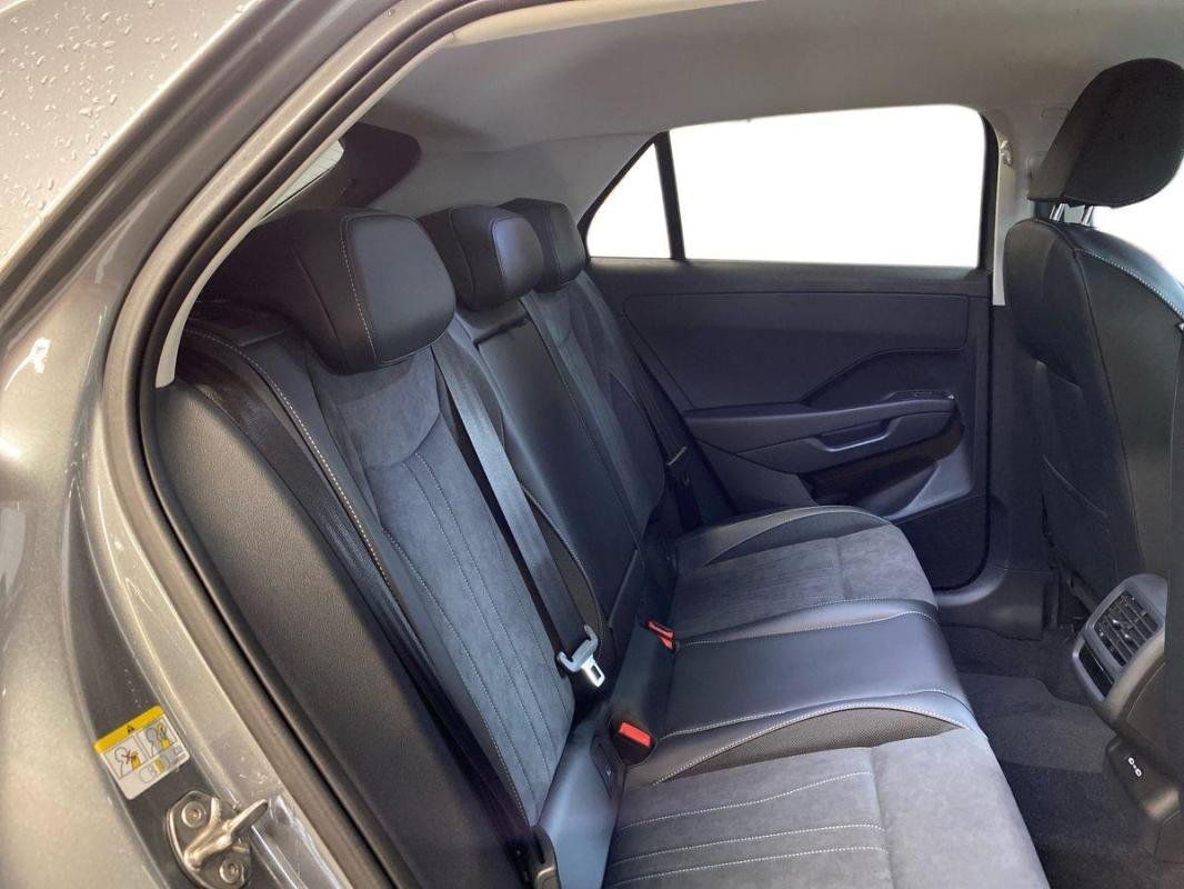 Volkswagen T-Roc - Photo 5