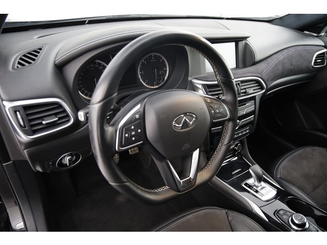 Infiniti Q30 - Photo 14