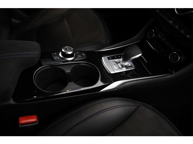Infiniti Q30 - Photo 26