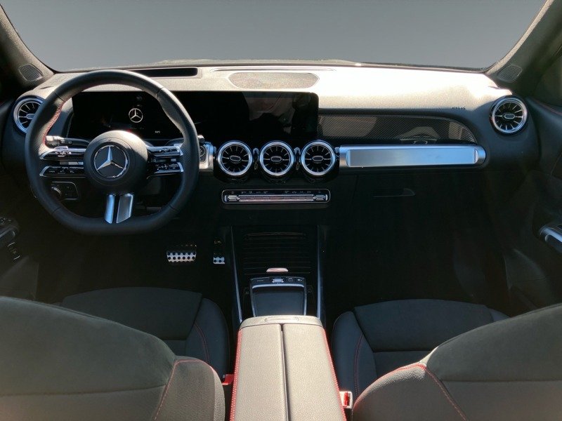 Mercedes GLB - Photo 9