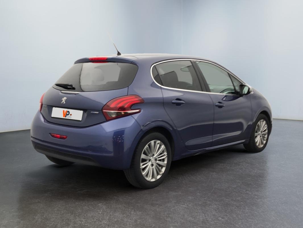 Peugeot 208 - Photo 5