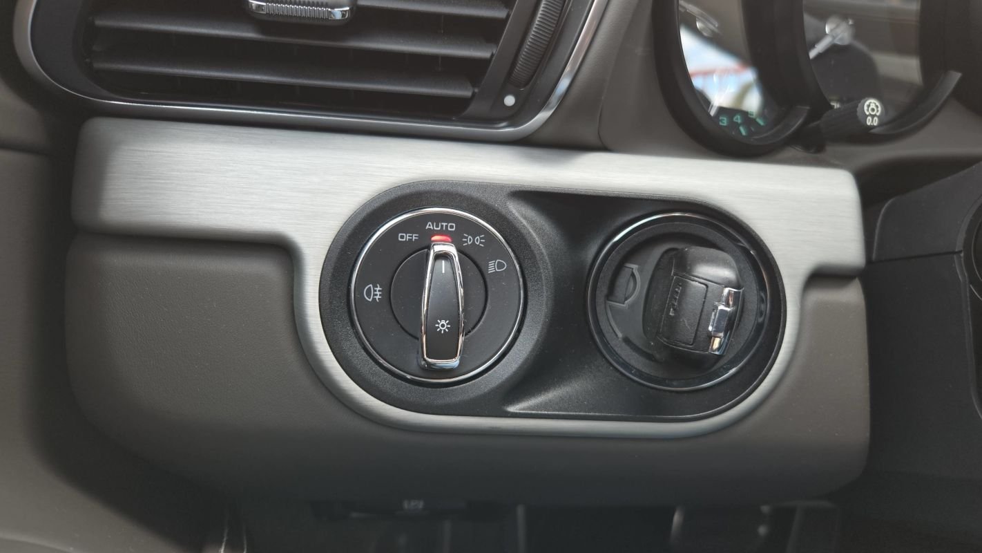 Porsche 911 - Photo 27