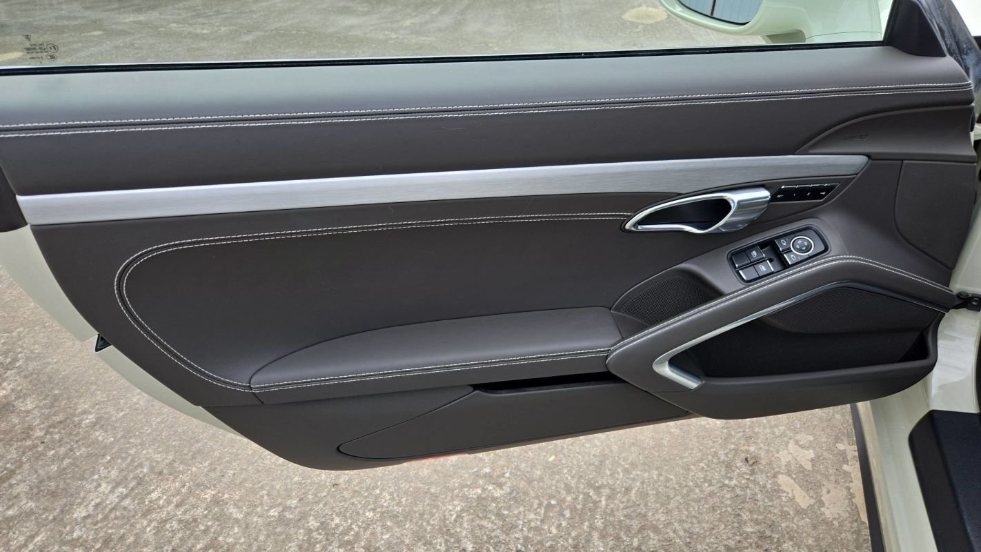 Porsche 911 - Photo 7
