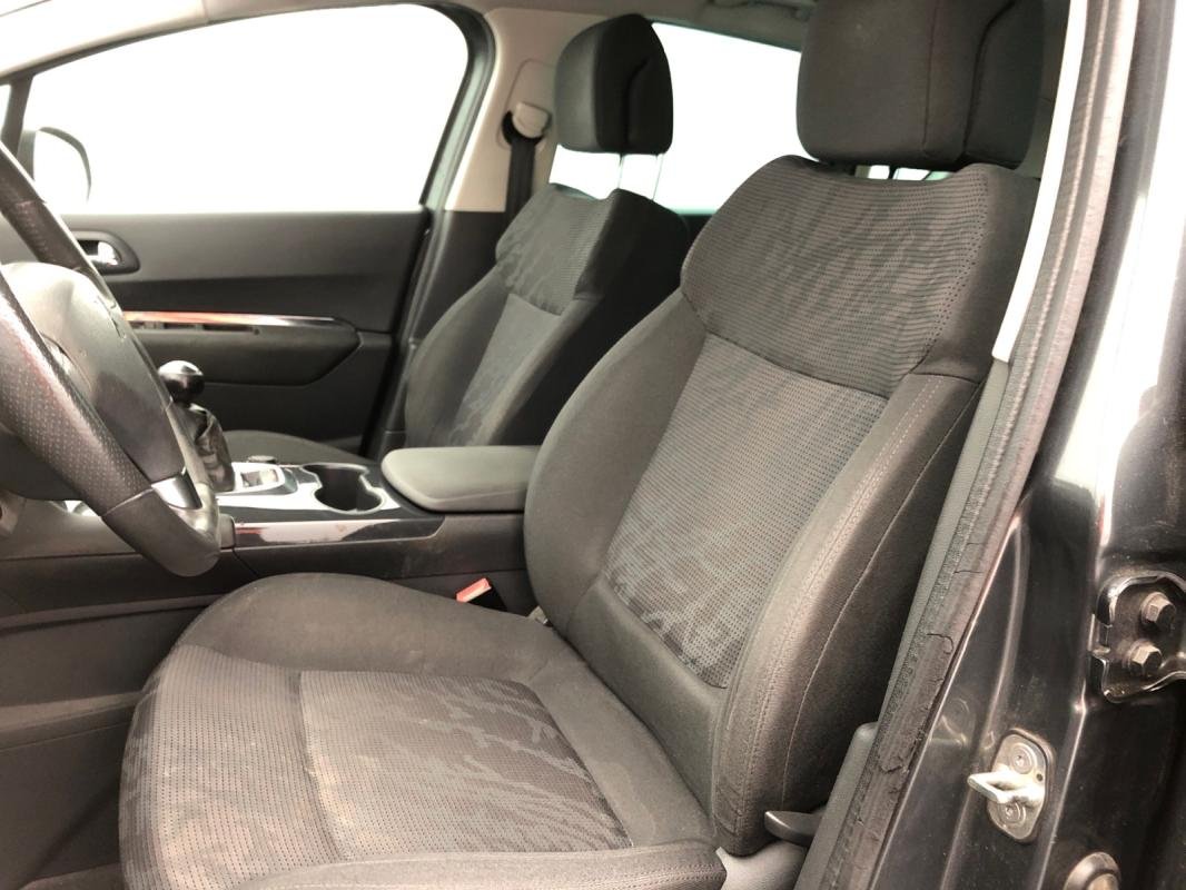 Peugeot 3008 - Photo 9