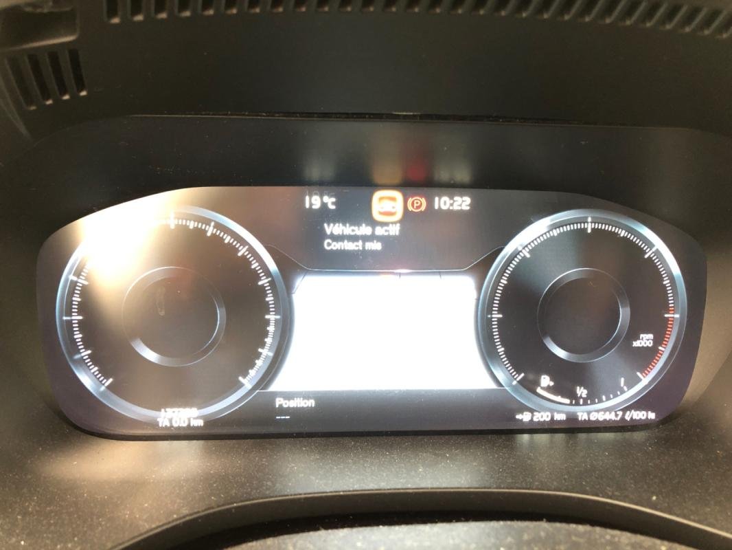 Volvo XC60 - Photo 12