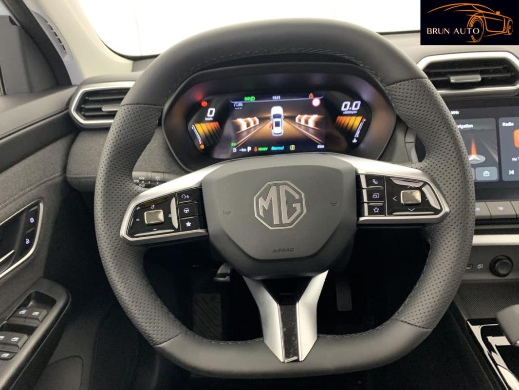 MG ZS - Photo 15