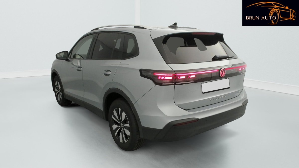 Volkswagen Tiguan - Photo 31