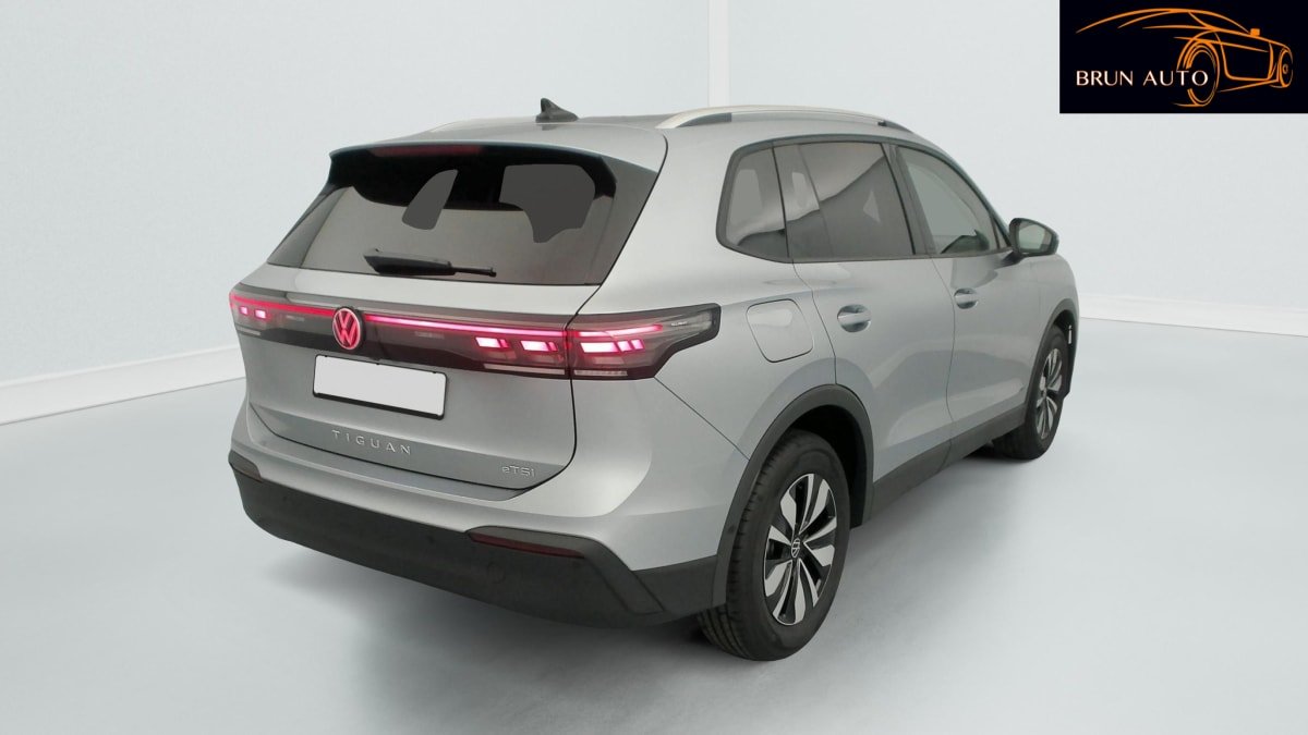 Volkswagen Tiguan - Photo 33