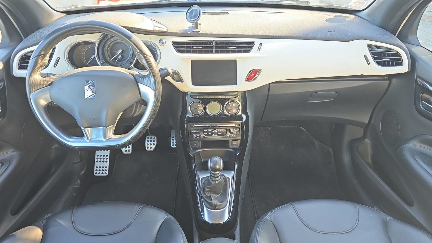 Citroën DS3 - Photo 11