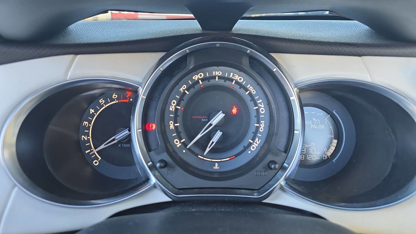 Citroën DS3 - Photo 12