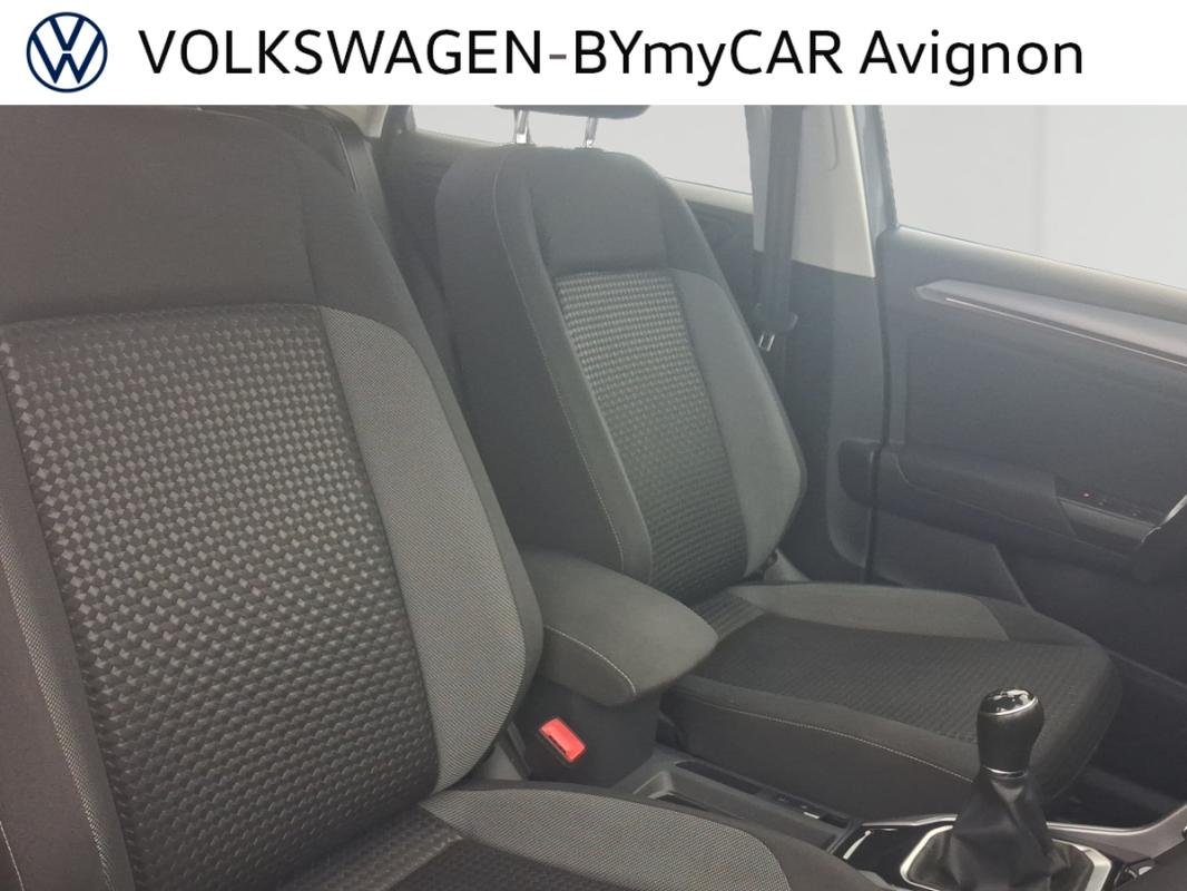 Volkswagen T-Roc - Photo 27
