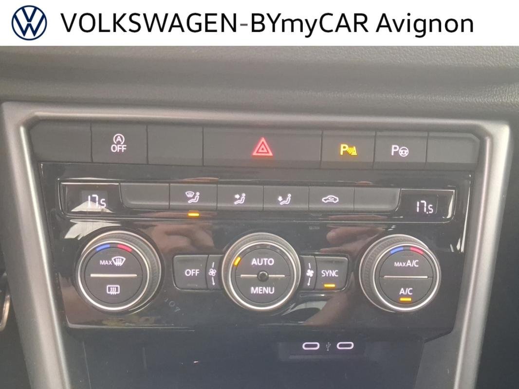 Volkswagen T-Roc - Photo 29