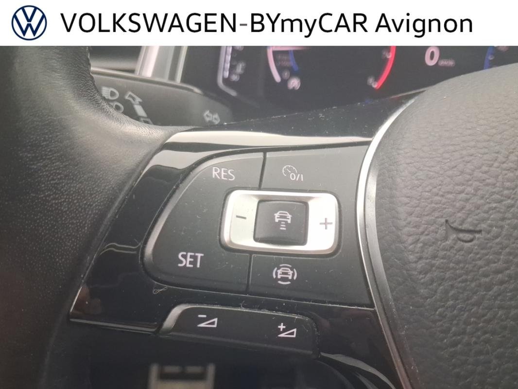 Volkswagen T-Roc - Photo 32