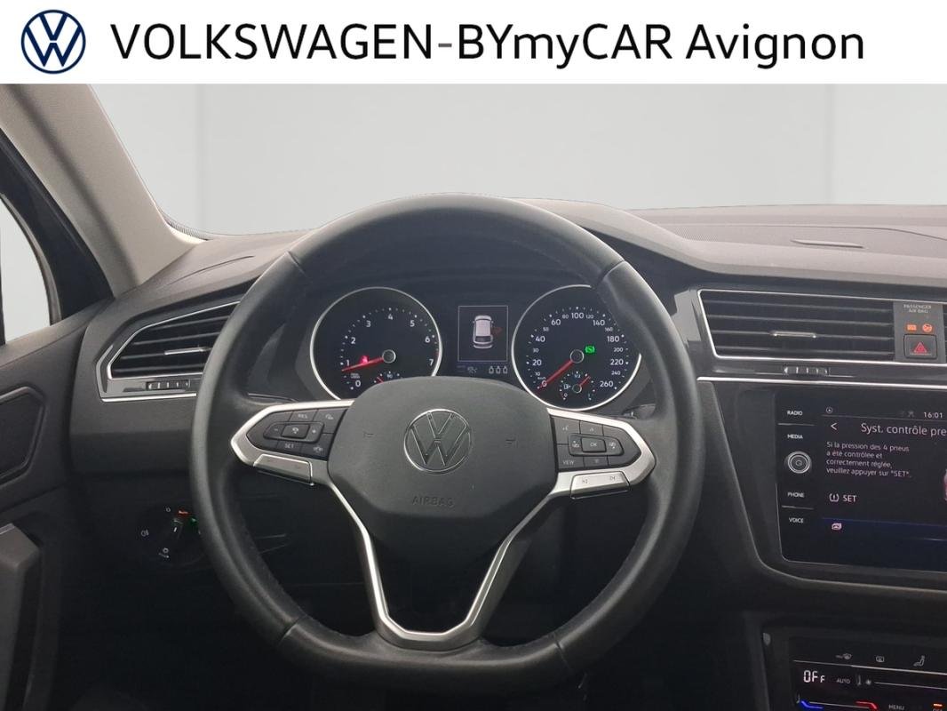 Volkswagen Tiguan - Photo 11