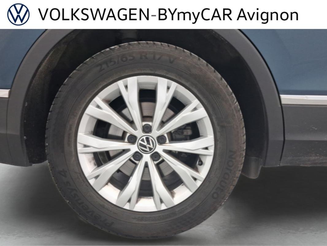 Volkswagen Tiguan - Photo 19