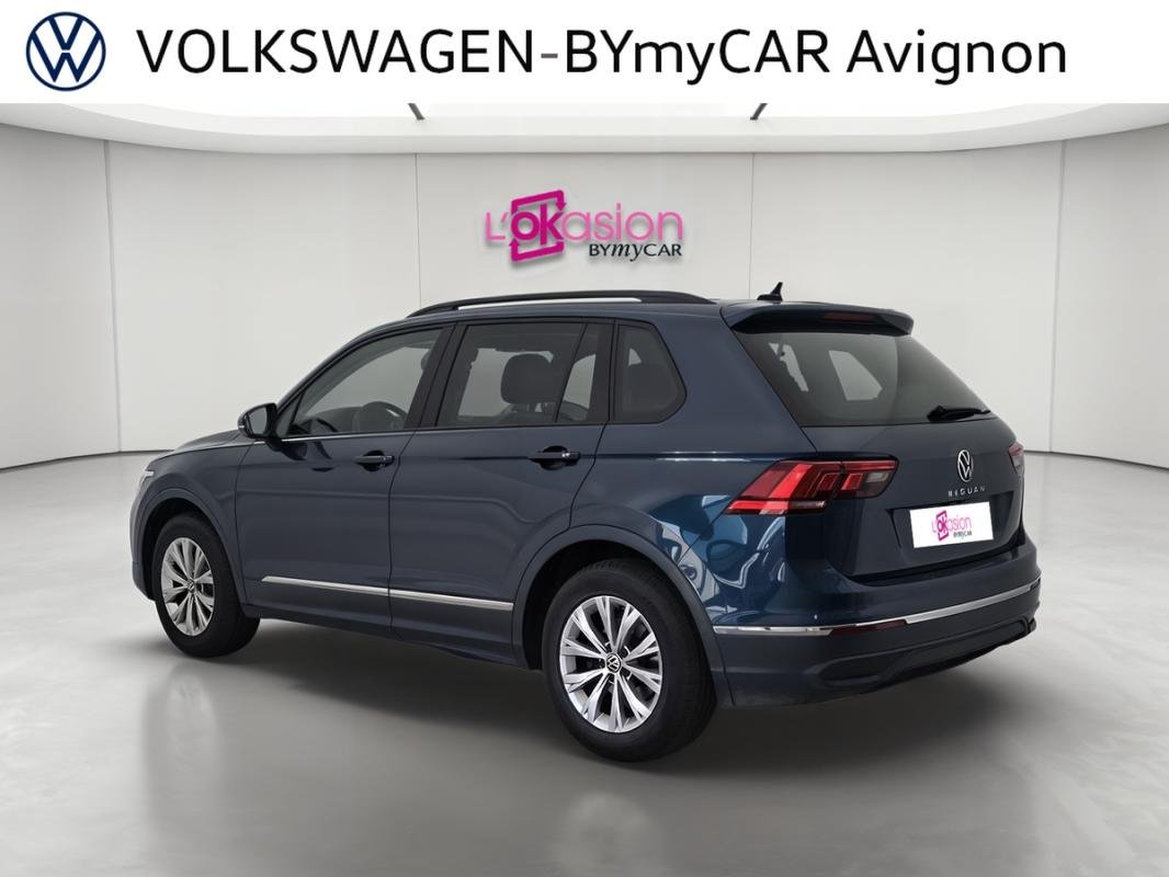 Volkswagen Tiguan - Photo 3