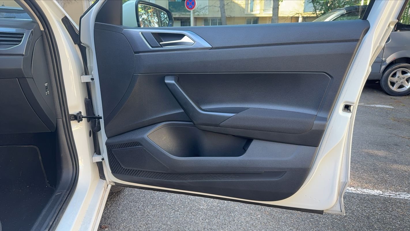 Volkswagen Polo - Photo 23