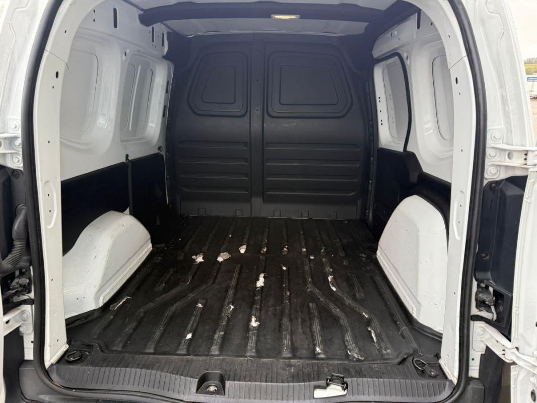 Nissan Townstar - Photo 15