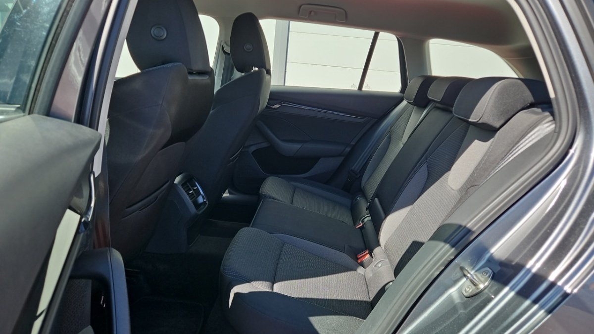 Skoda Octavia - Photo 11