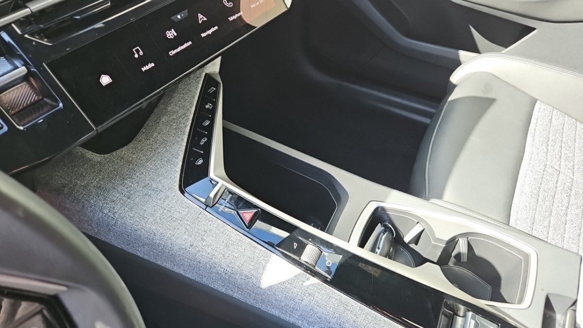 Peugeot 3008 - Photo 26