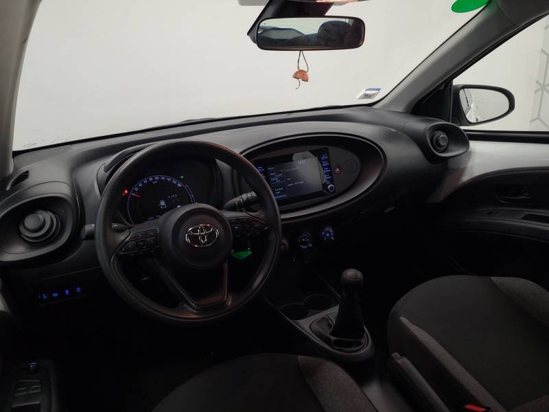 Toyota aygo x - Photo 11