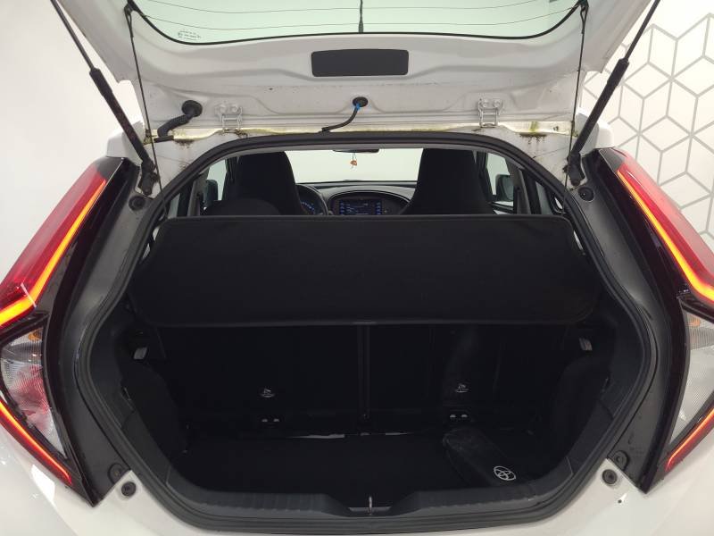 Toyota aygo x - Photo 14