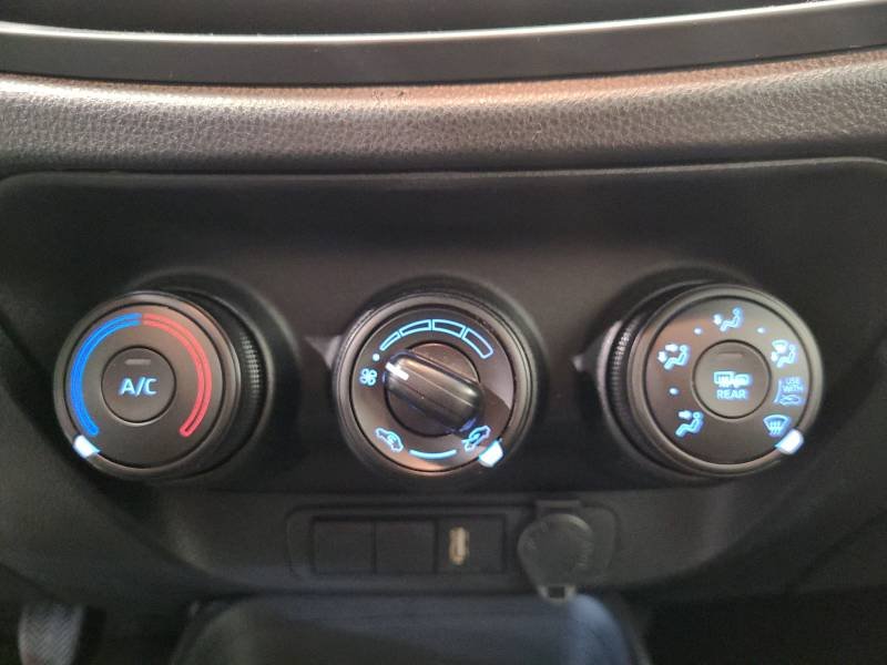 Toyota aygo x - Photo 21