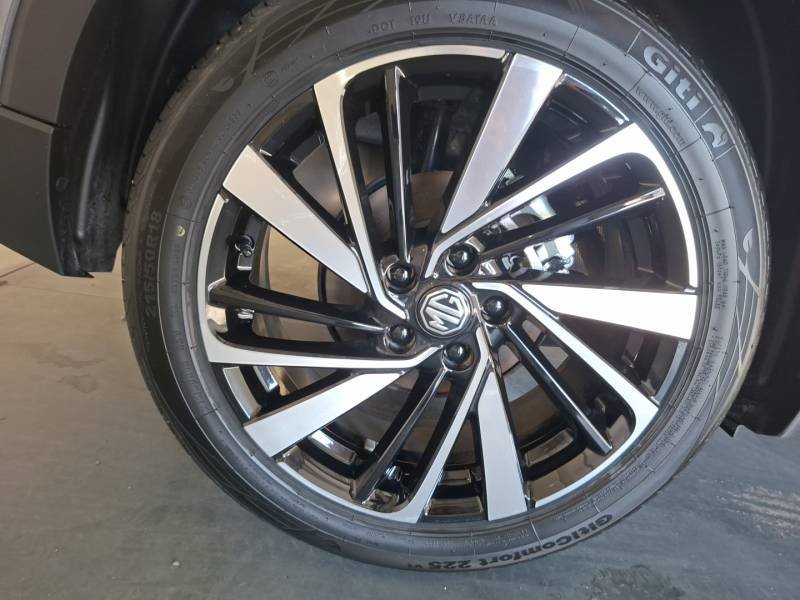MG ZS - Photo 10