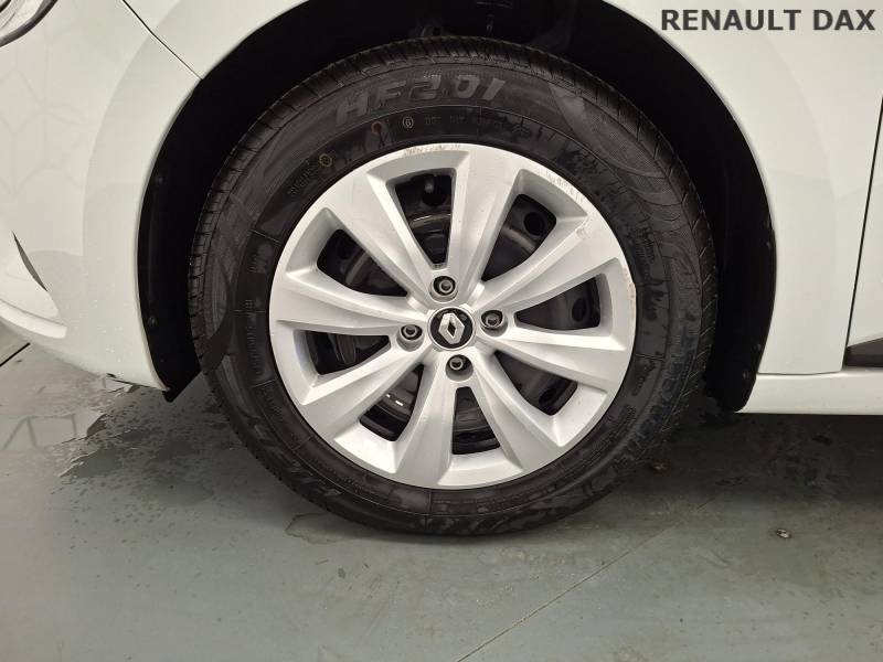 Renault Clio - Photo 21