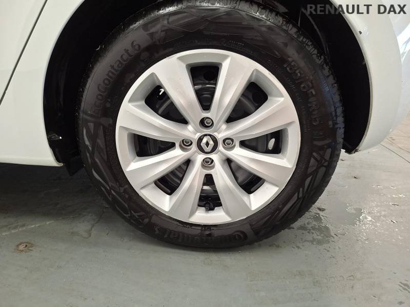 Renault Clio - Photo 22