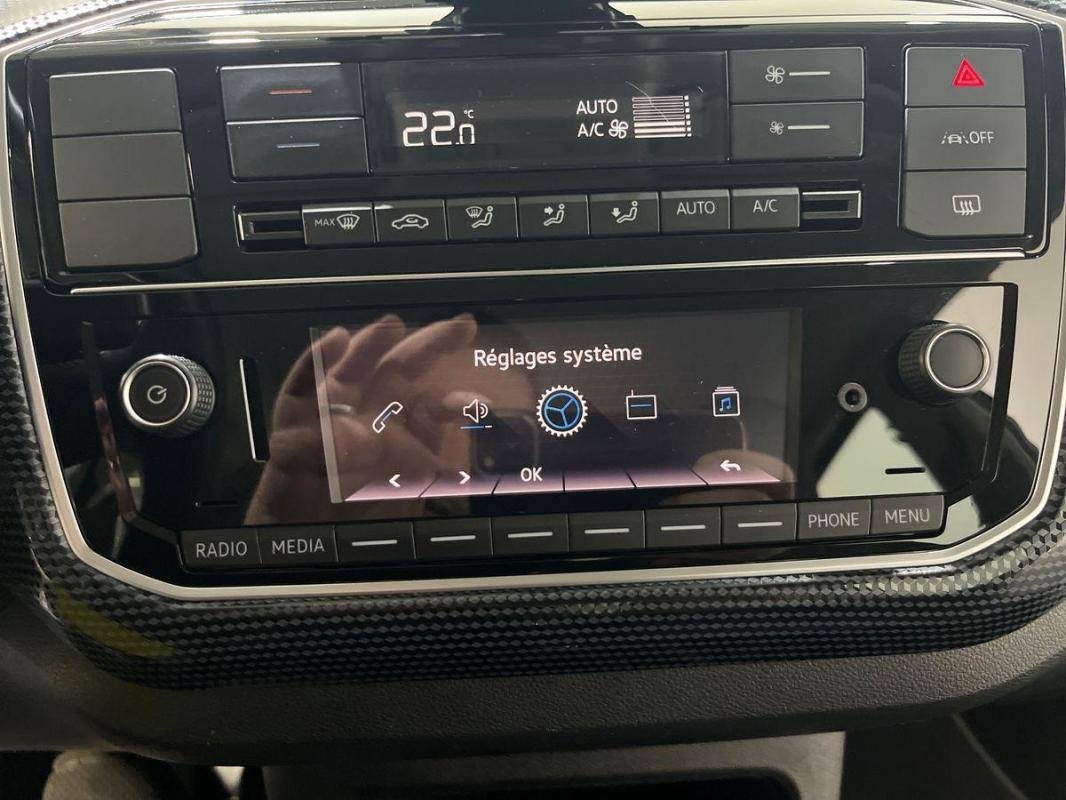 Volkswagen E-Up! - Photo 16