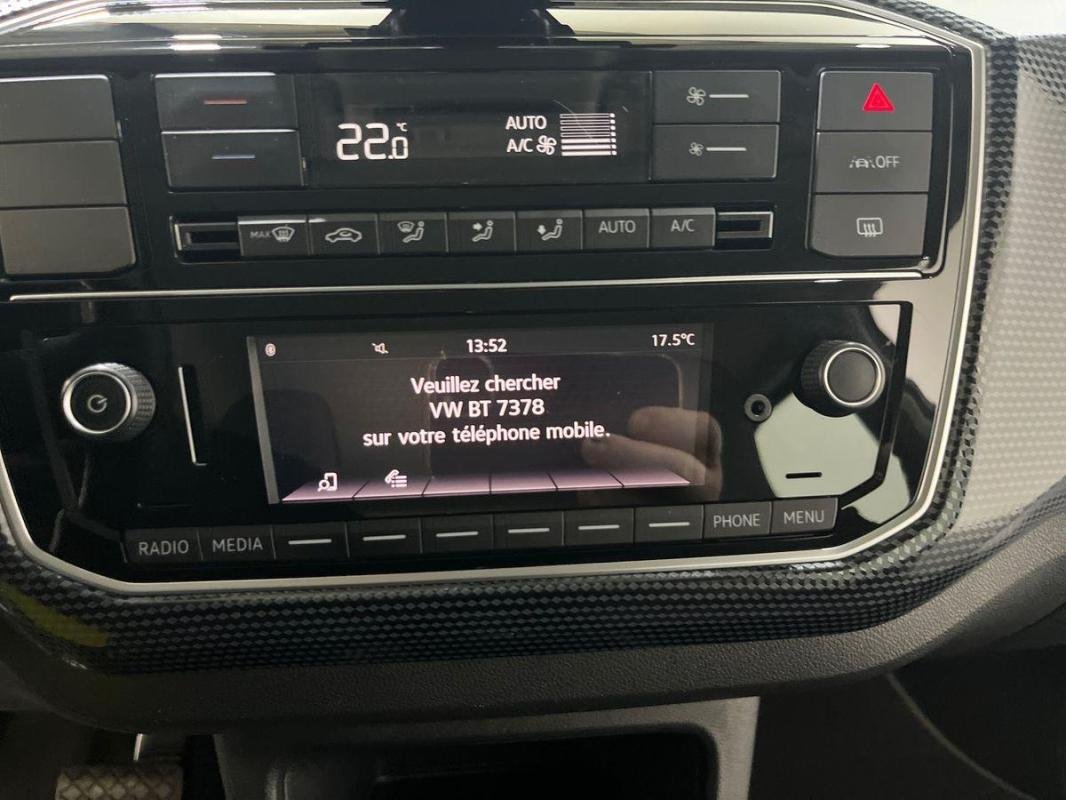 Volkswagen E-Up! - Photo 17