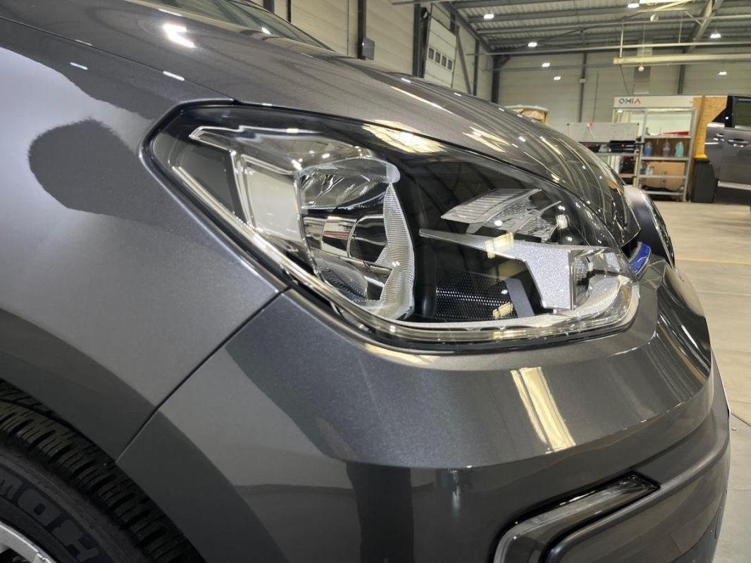 Volkswagen E-Up! - Photo 26