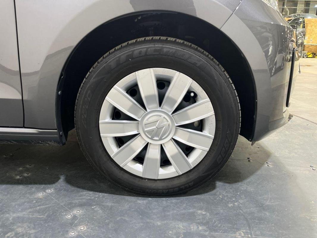 Volkswagen E-Up! - Photo 29