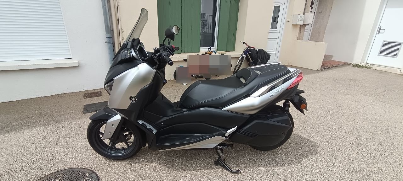 Yamaha X Max - Photo 3