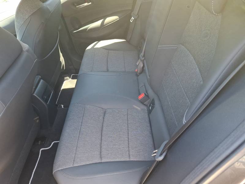Toyota Corolla - Photo 16