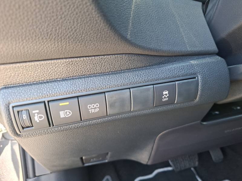 Toyota Corolla - Photo 24