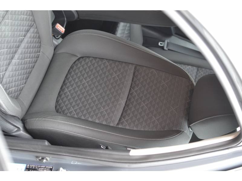 Kia Rio - Photo 24