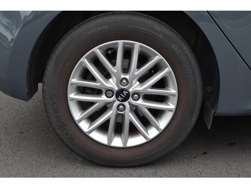 Kia Rio - Photo 35