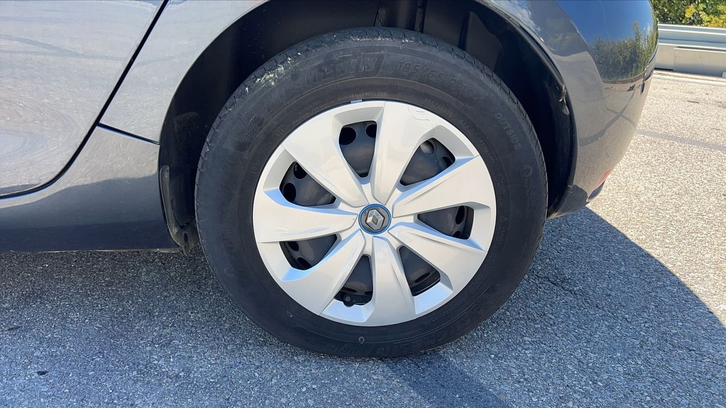 Renault Zoe - Photo 19