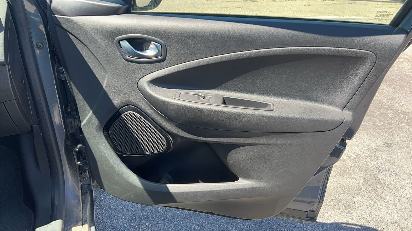 Renault Zoe - Photo 23
