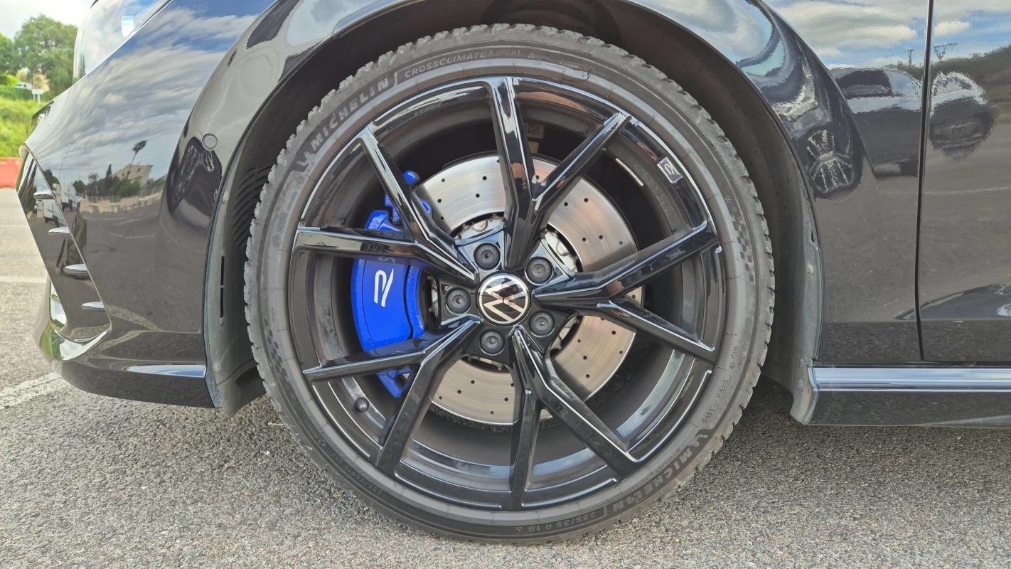 Volkswagen Golf - Photo 18
