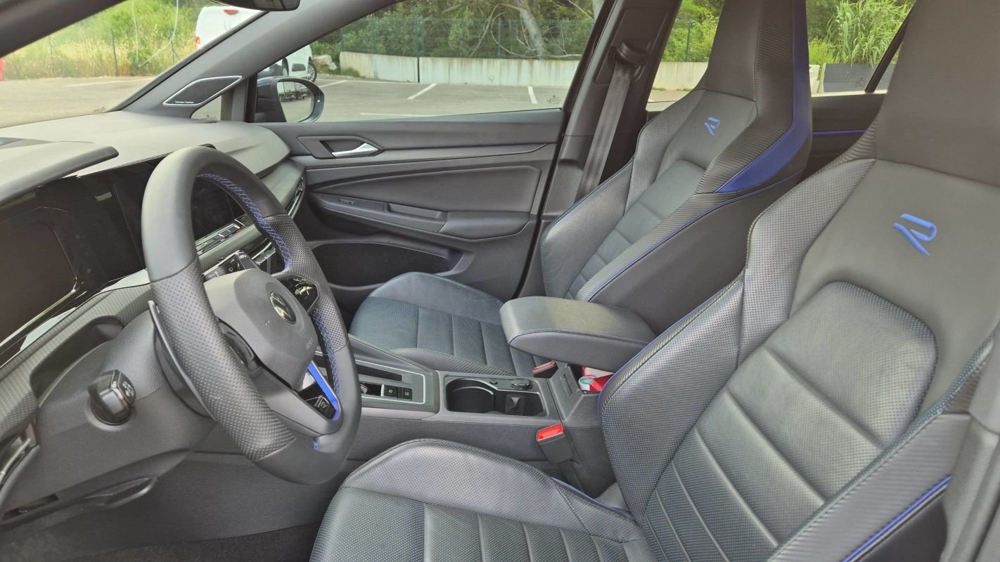 Volkswagen Golf - Photo 26