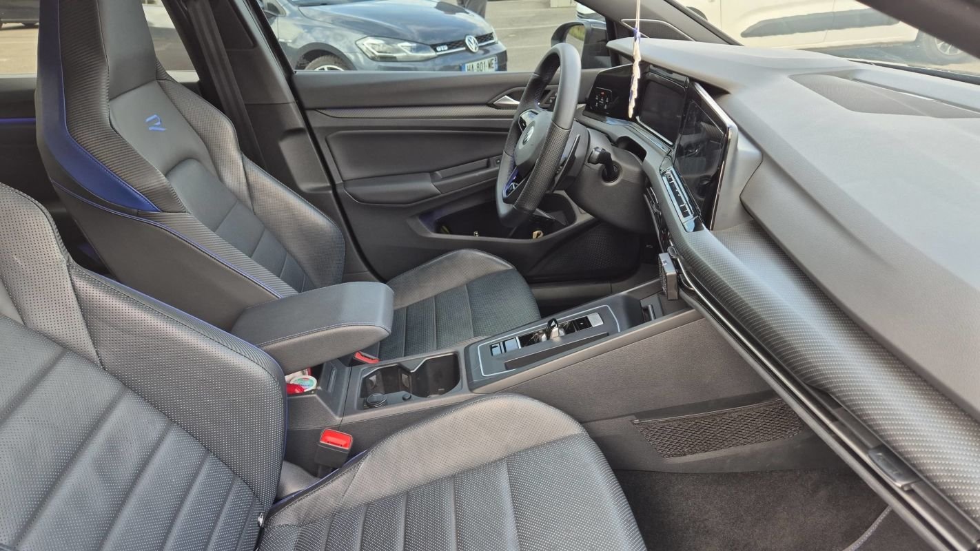 Volkswagen Golf - Photo 27