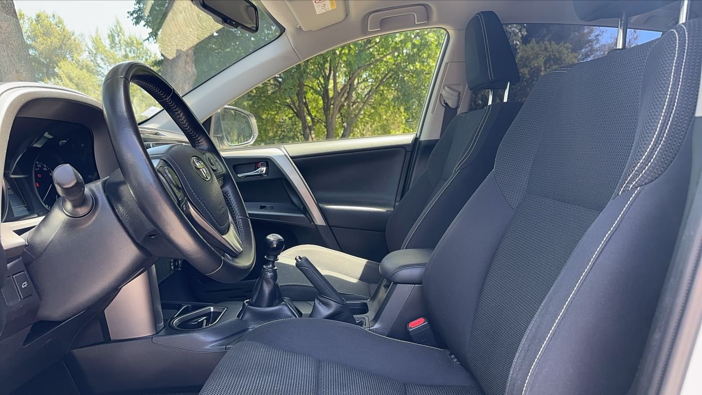 Toyota RAV4 - Photo 27