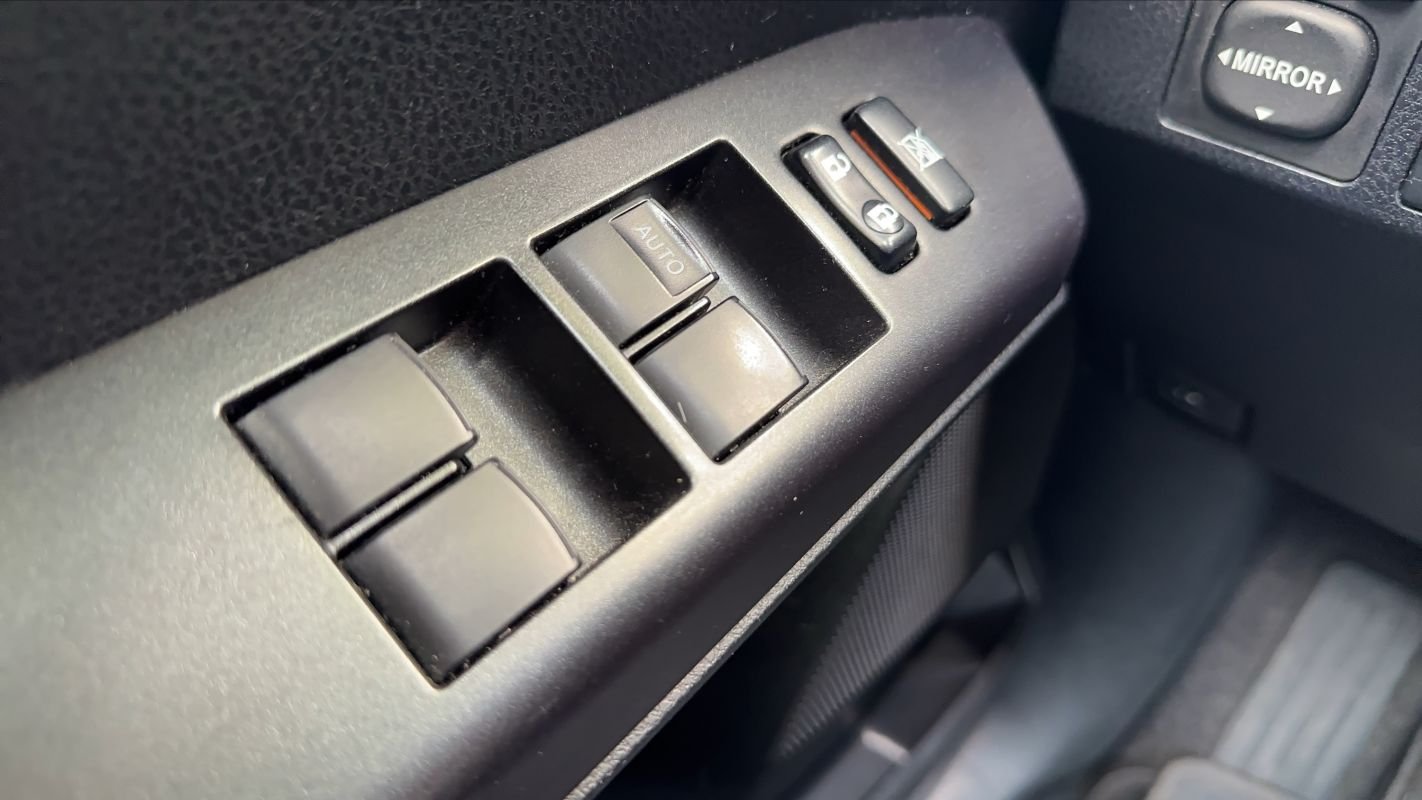 Toyota RAV4 - Photo 28